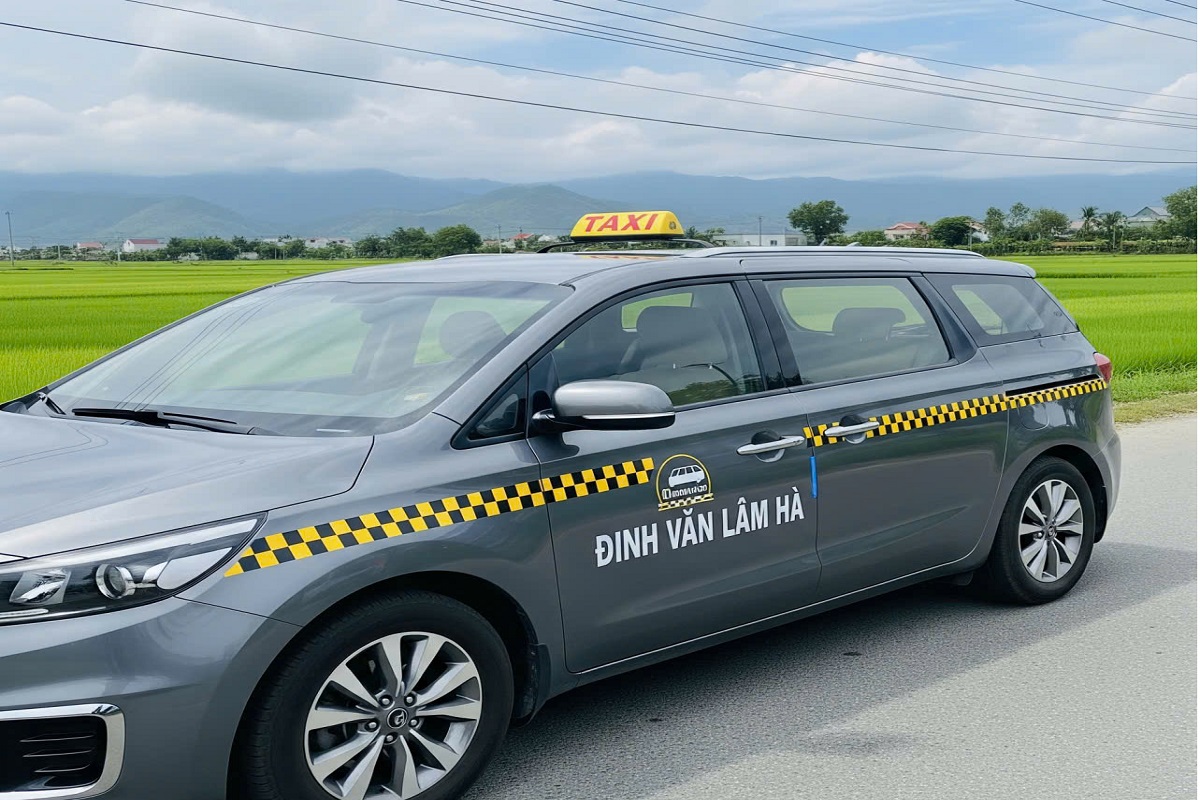 Dịch Vụ Taxi Đinh Văn Lâm Hà: Đặt Xe Nhanh Chóng, Giá Tốt Bạn đang tìm kiếm một dịch vụ taxi Đinh Văn Lâm Hà uy tín và chất lượng? Bạn cần một phương tiện di chuyển an toàn, tiện lợi để khám phá vùng đất Lâm Đồng xinh đẹp? Hãy để chúng tôi giúp bạn!