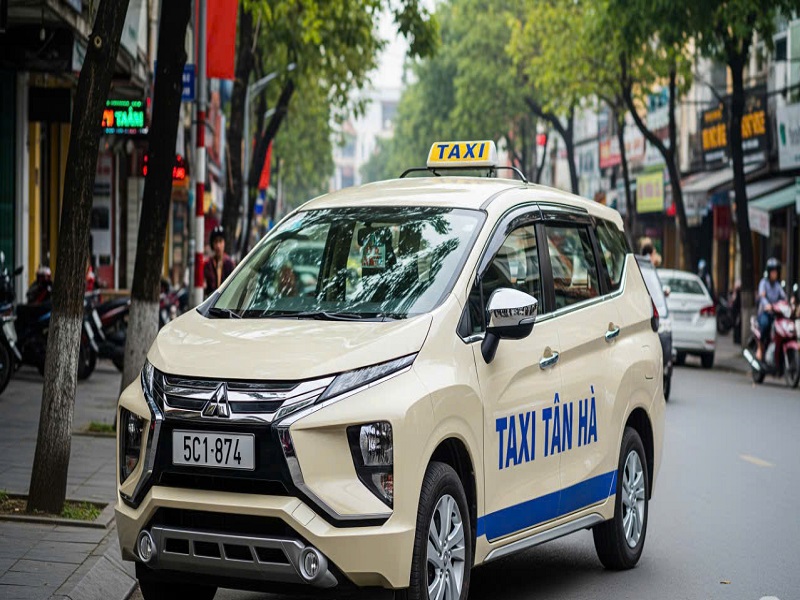 Taxi Tân Hà Lâm Hà: Dịch Vụ Nhanh Chóng, Uy Tín Tân Hà là một xã thuộc huyện Lâm Hà, tỉnh Lâm Đồng, nơi có nhiều cảnh quan thiên nhiên tươi đẹp và hoạt động kinh tế sôi động. Nhu cầu di chuyển của người dân và du khách tại đây ngày càng tăng cao, và taxi Tân Hà đã trở thành phương tiện phổ biến và tiện lợi. Để giúp bạn dễ dàng tìm kiếm và sử dụng dịch vụ, chúng tôi xin cung cấp thông tin chi tiết về các hãng taxi uy tín tại khu vực này.